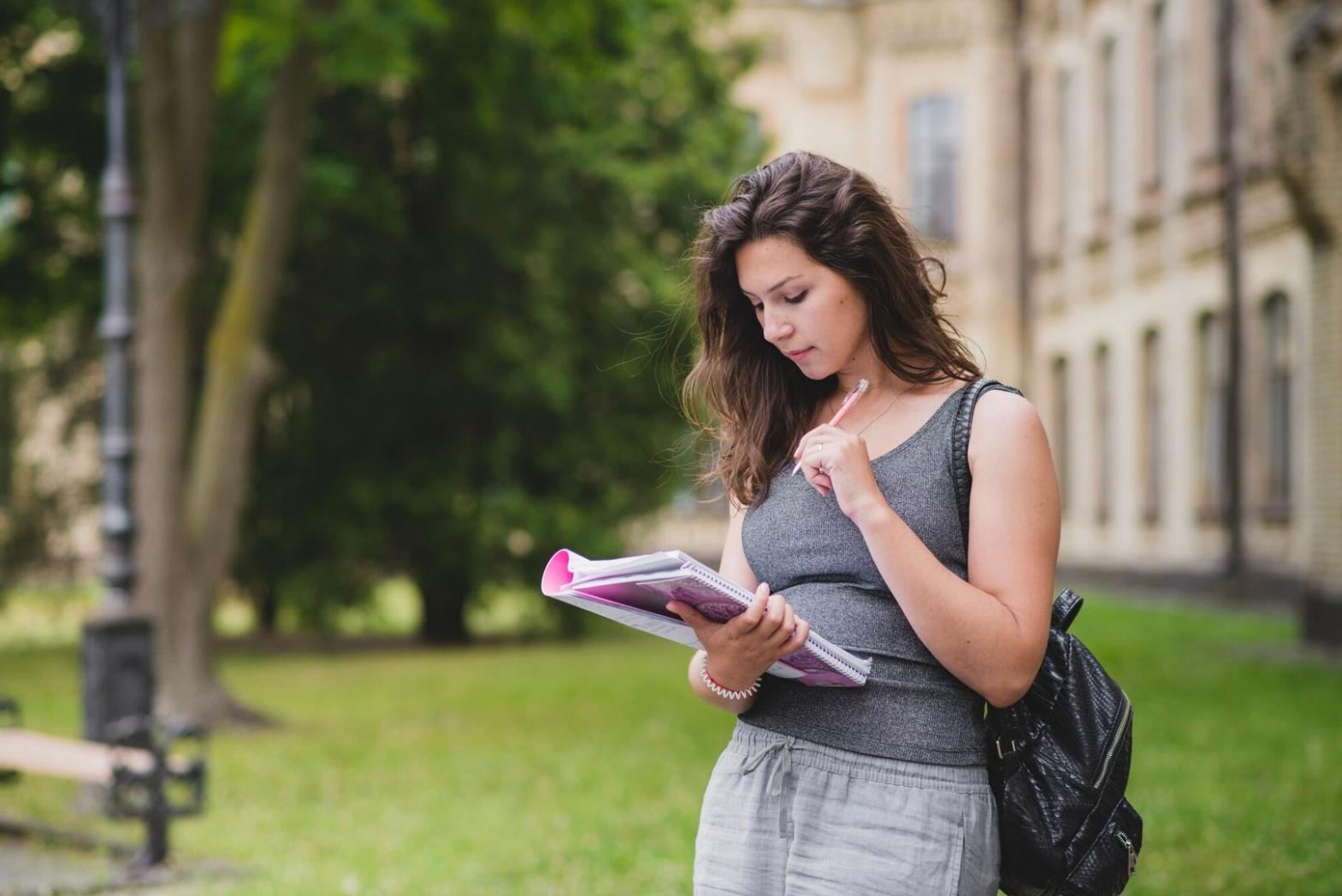 Tableau de bord financier montrant l'évolution des indicateurs clés